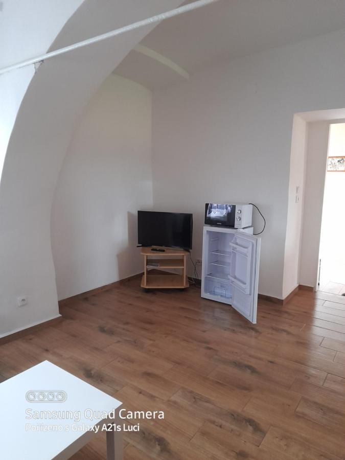 Appartement Kojan à Jílovice Extérieur photo